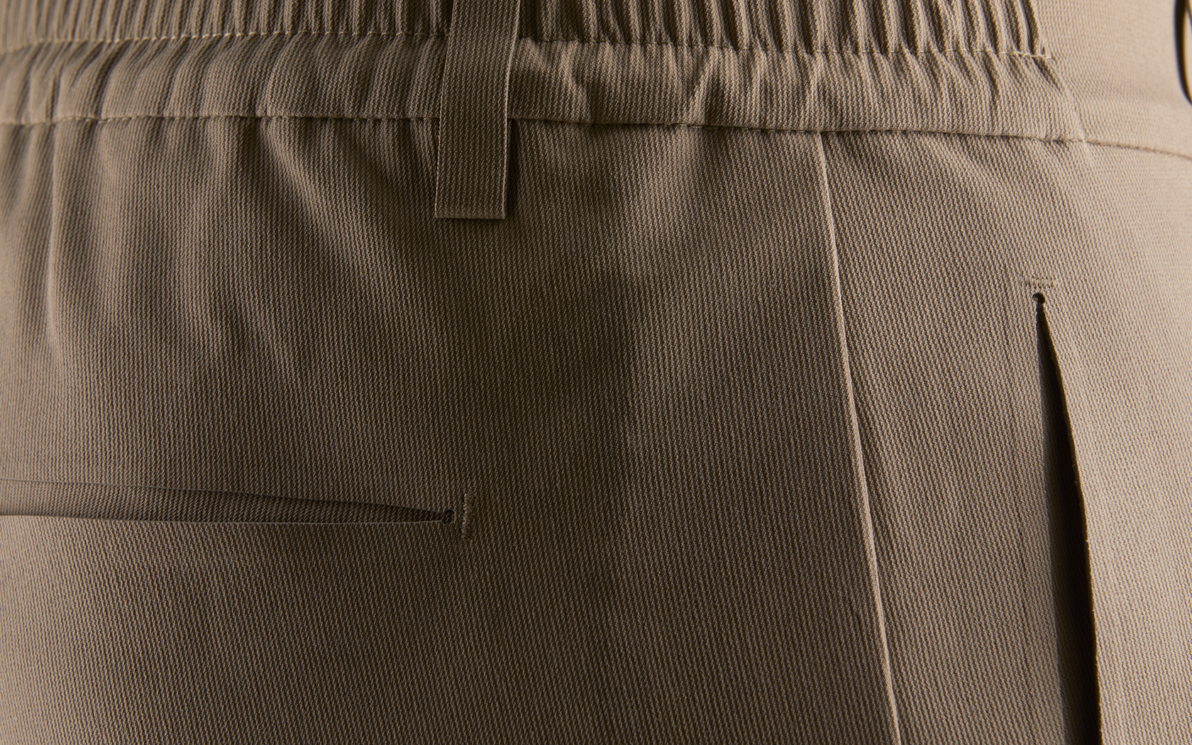 RACE EDITION TECH SHORTS