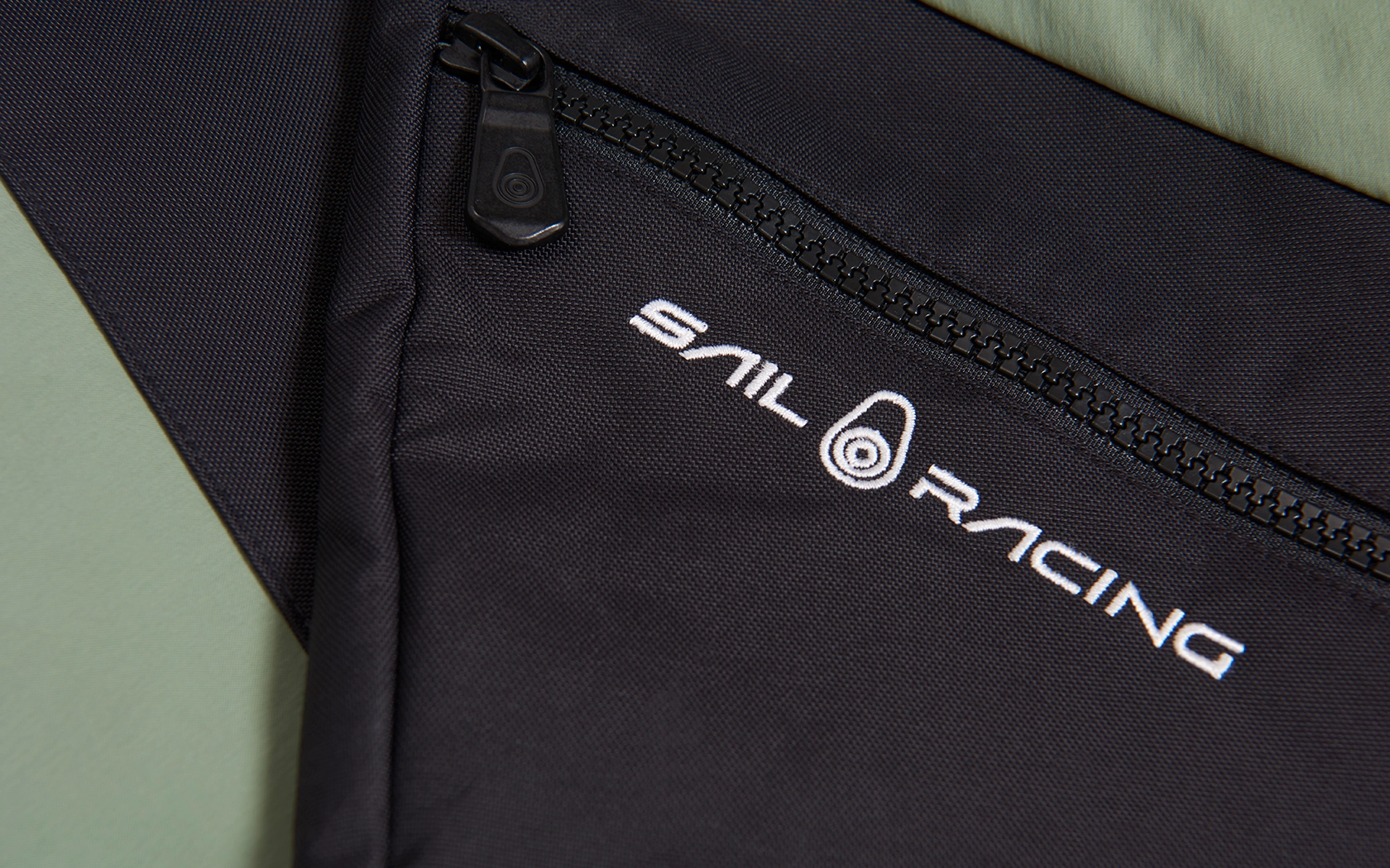 W SPRAY TECH SHORTS
