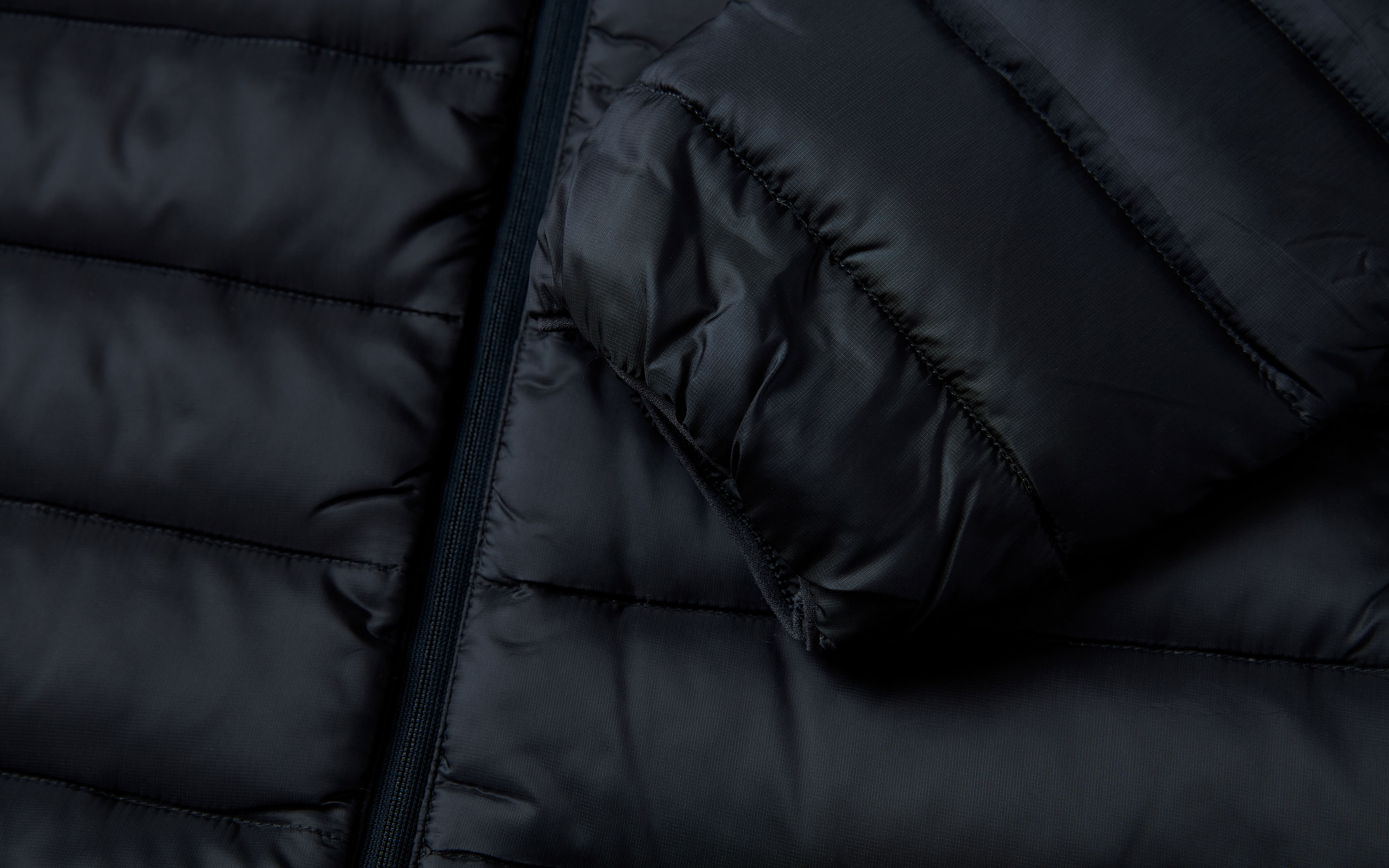 SPRAY DOWN JACKET