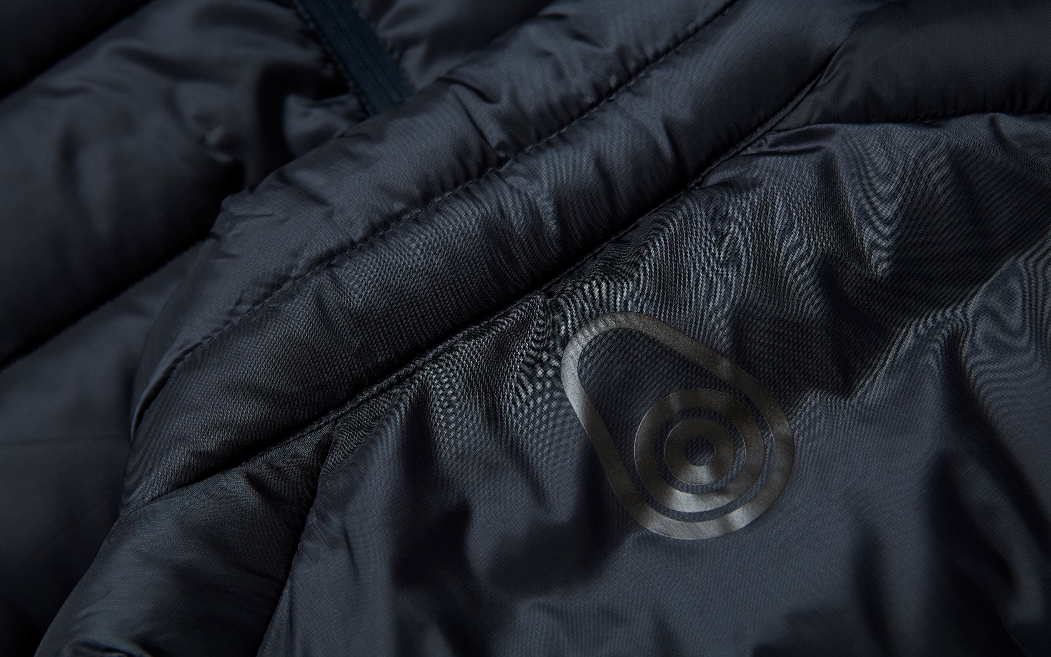 SPRAY DOWN JACKET