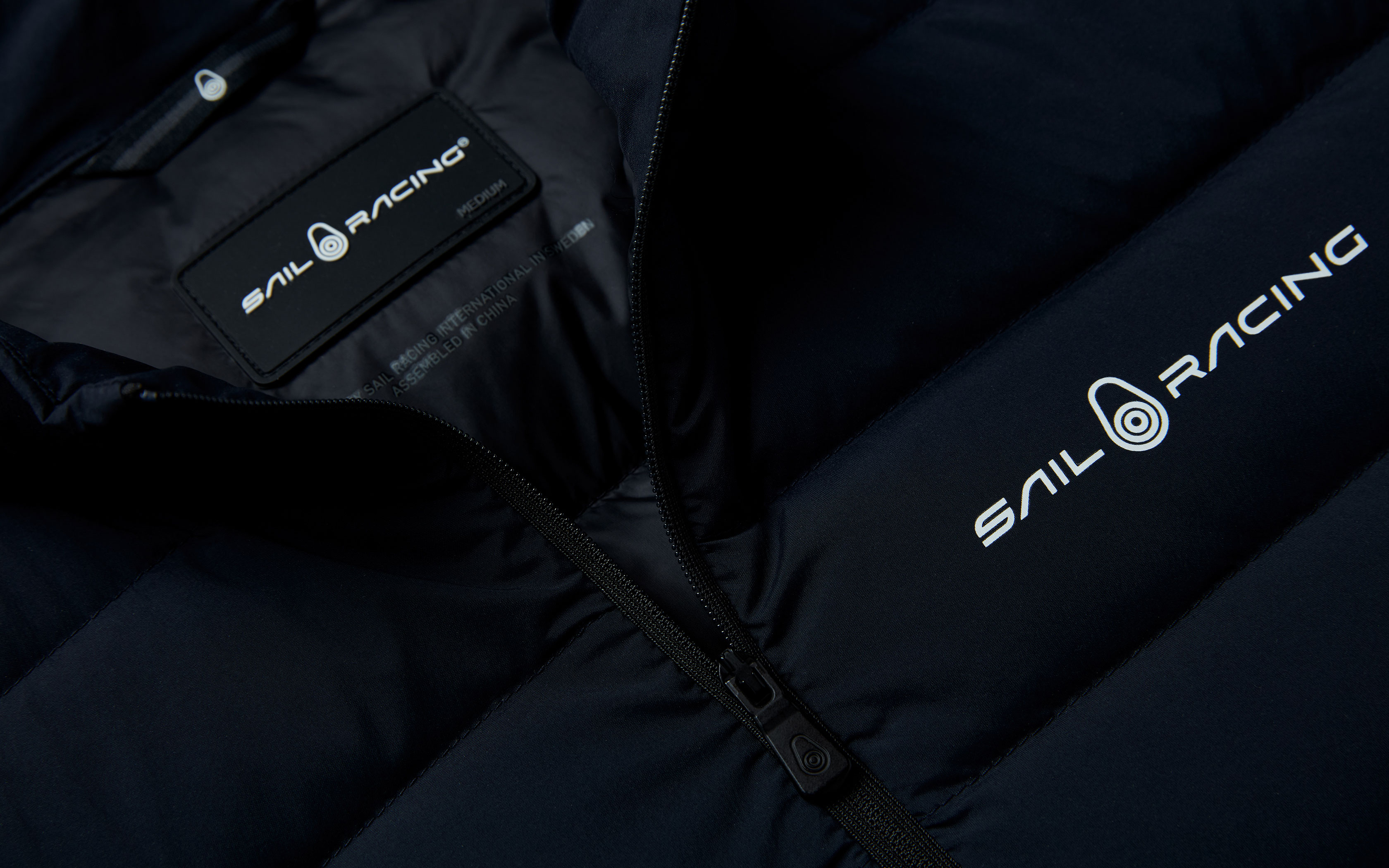 SPRAY DOWN JACKET