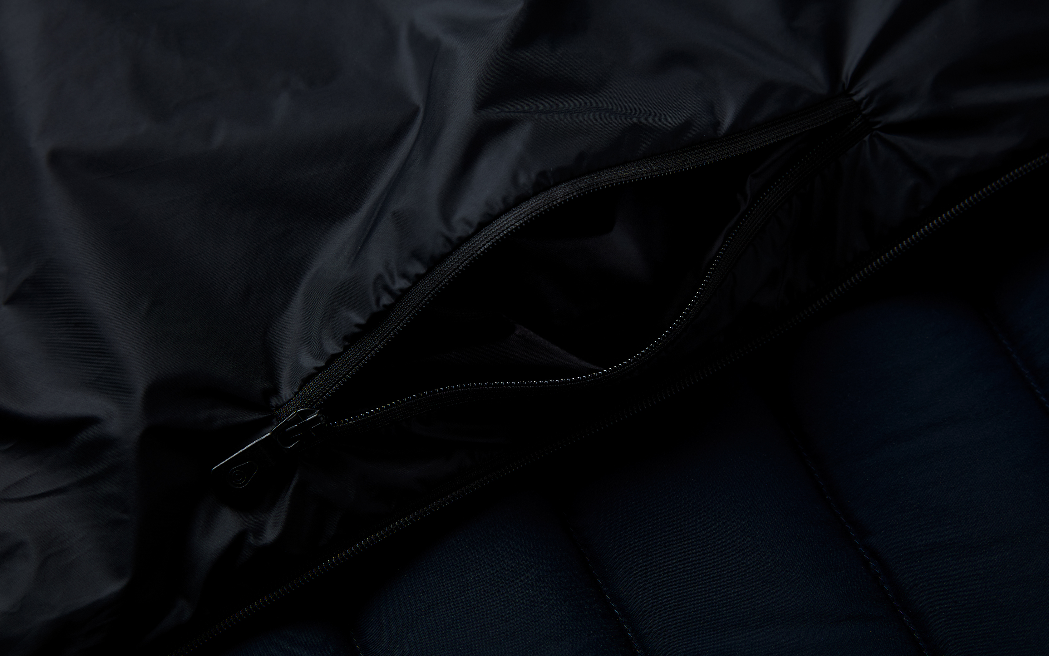 SPRAY DOWN JACKET