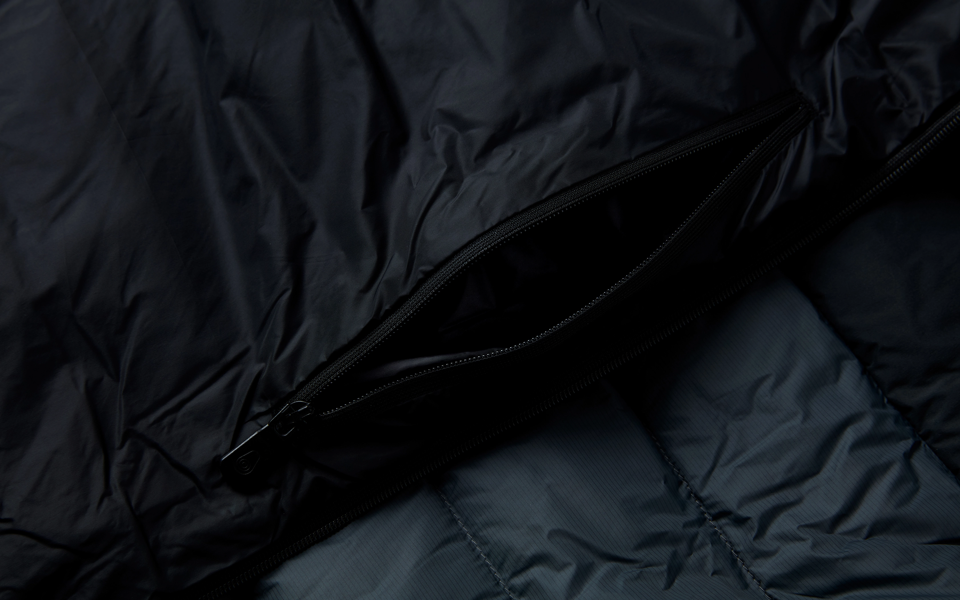 SPRAY DOWN JACKET