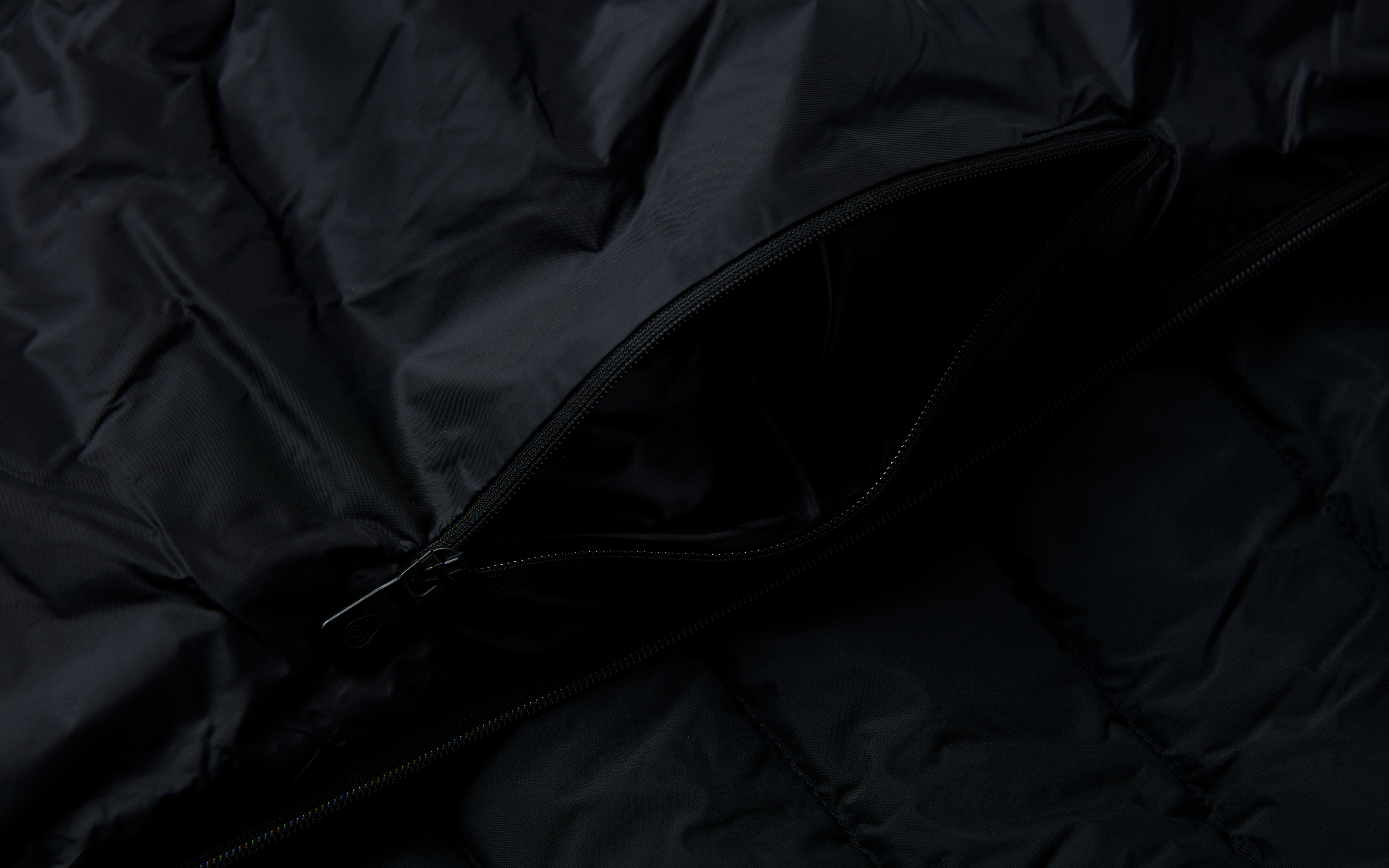 SPRAY DOWN JACKET