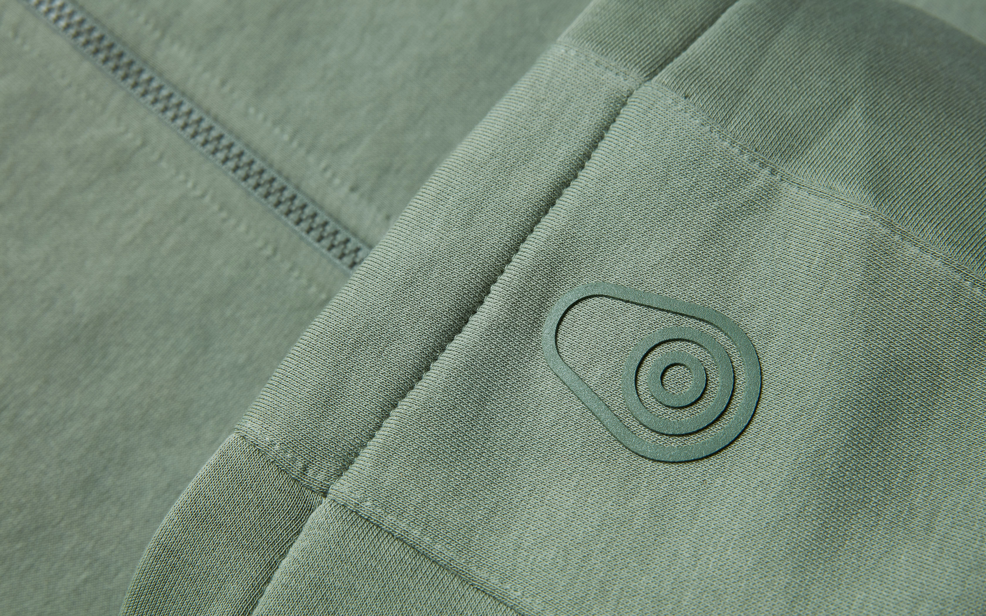 BOWMAN LOGO ZIP HOOD