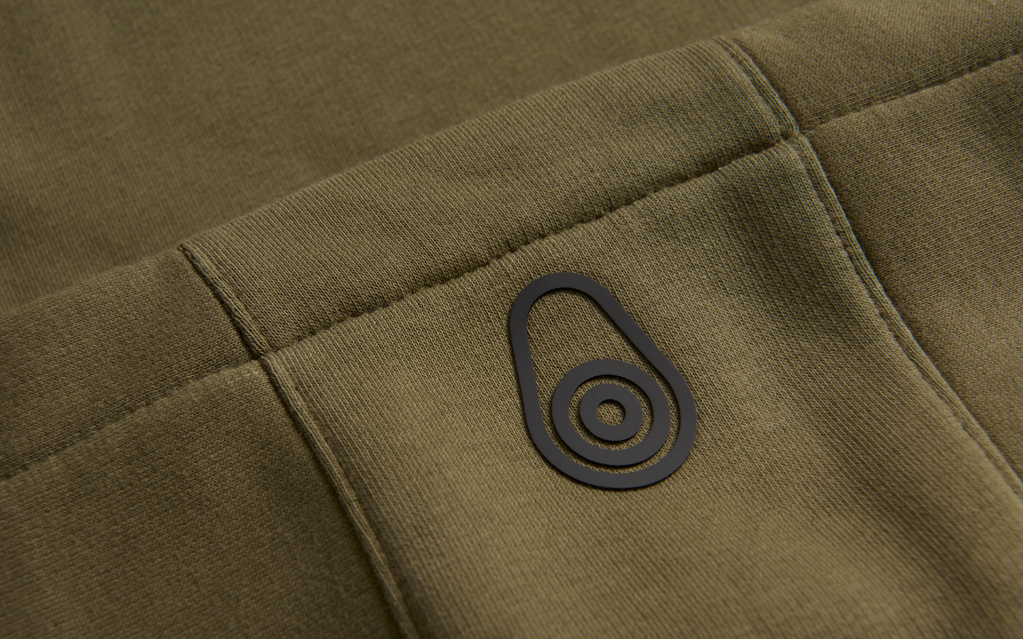 BOWMAN LOGO HOOD