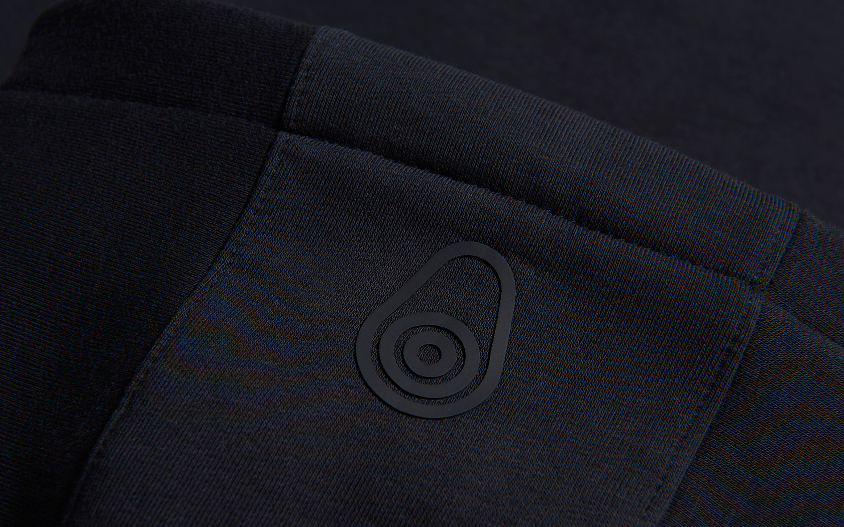 BOWMAN LOGO HOOD