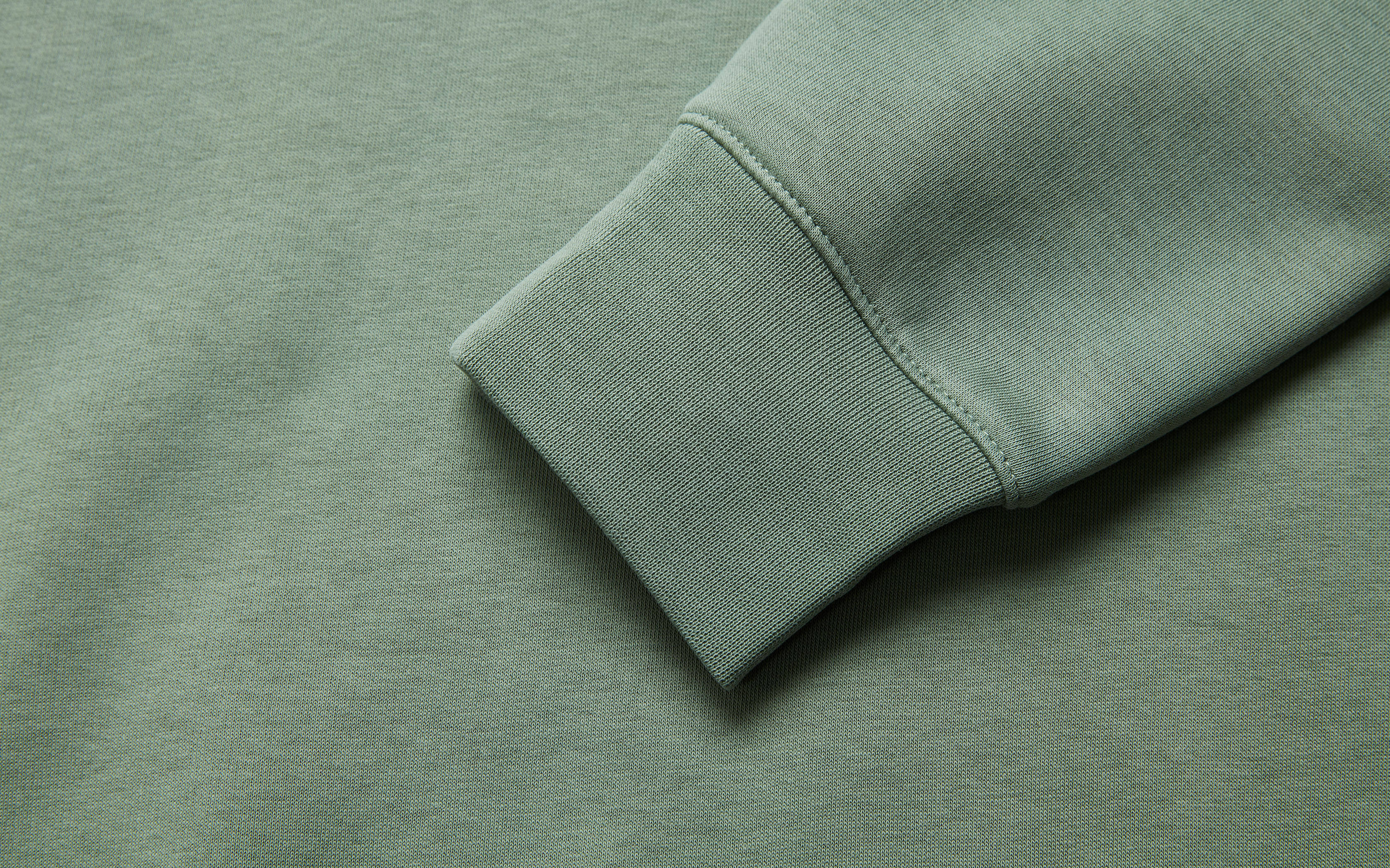 BOWMAN LOGO SWEATER