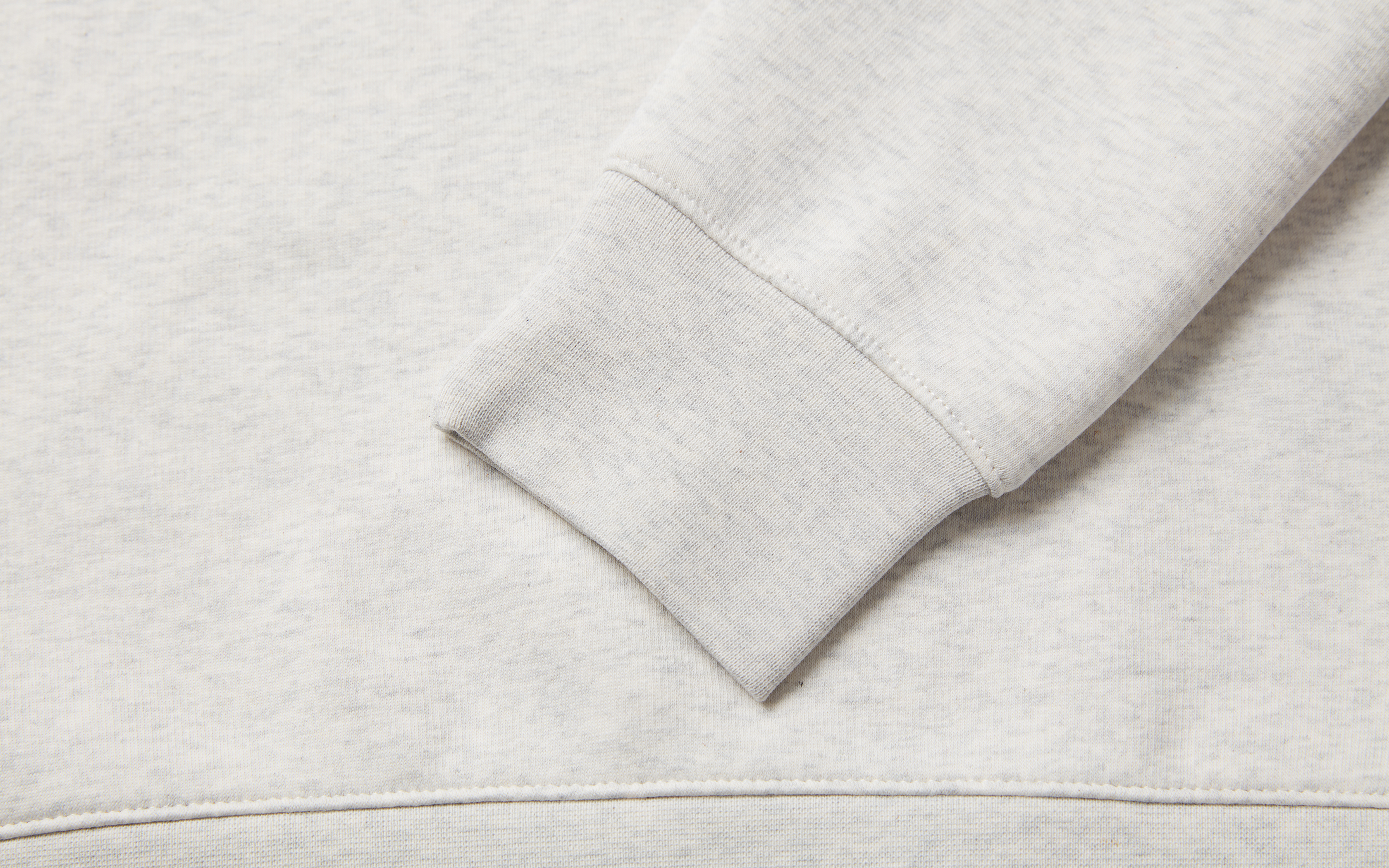 BOWMAN LOGO SWEATER