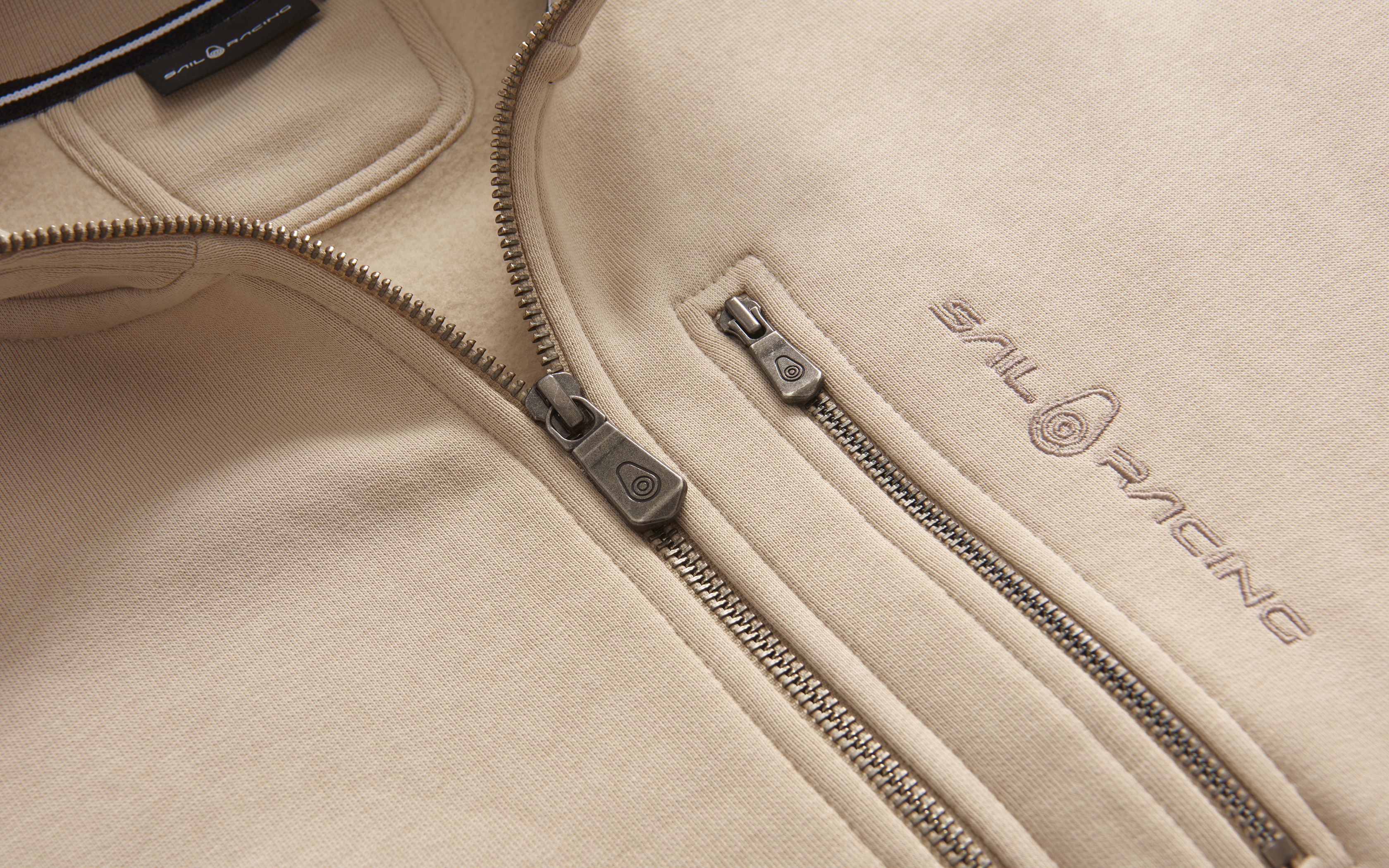 BOWMAN ZIP JACKET