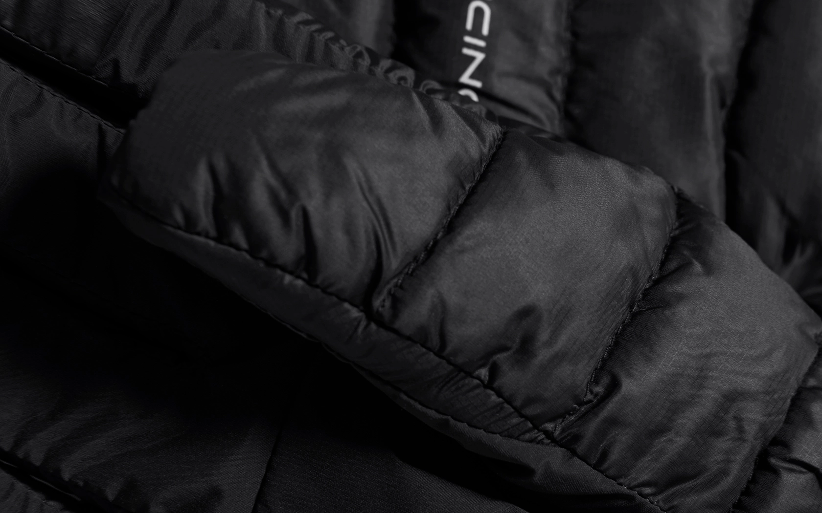 CLOUD GLOVE