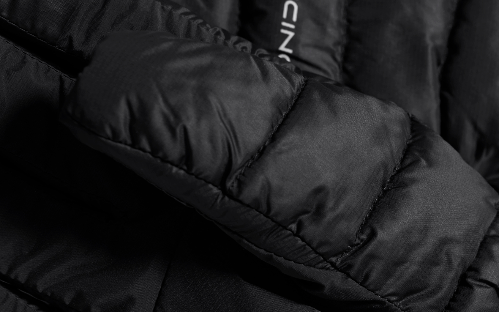 CLOUD GLOVE