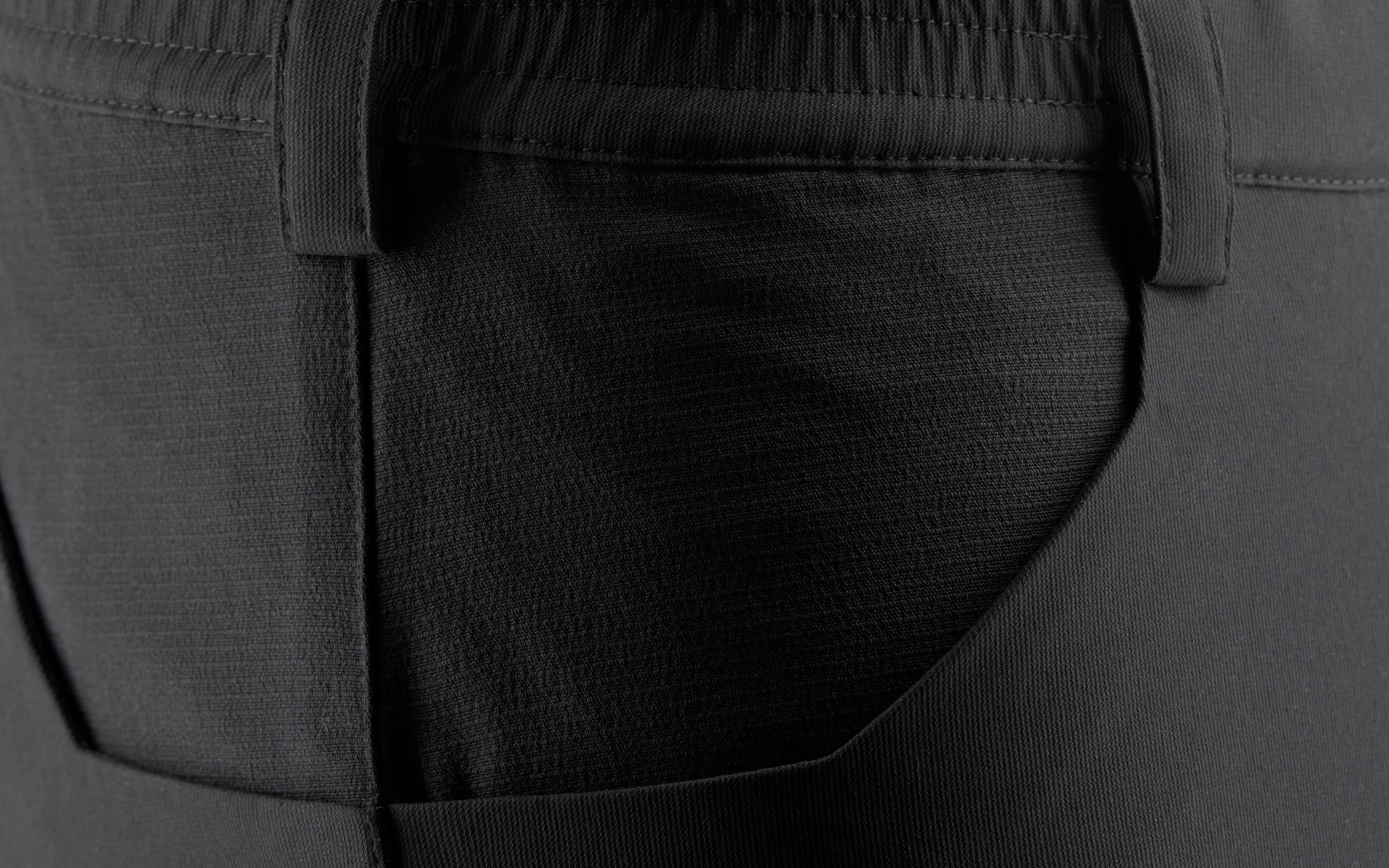 RACE EDITION POCKET SHORTS