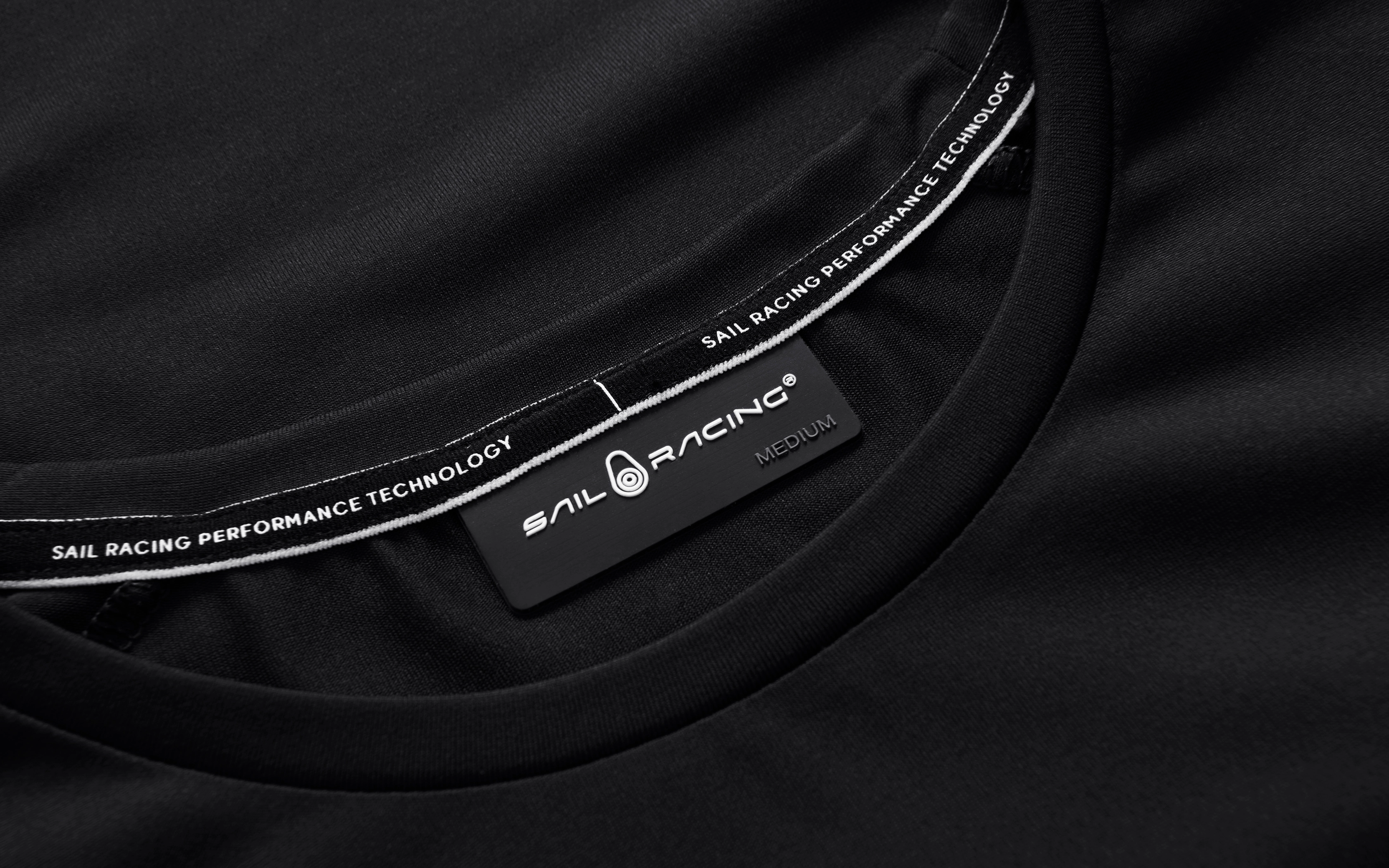 SPRAY TECHNICAL TEE
