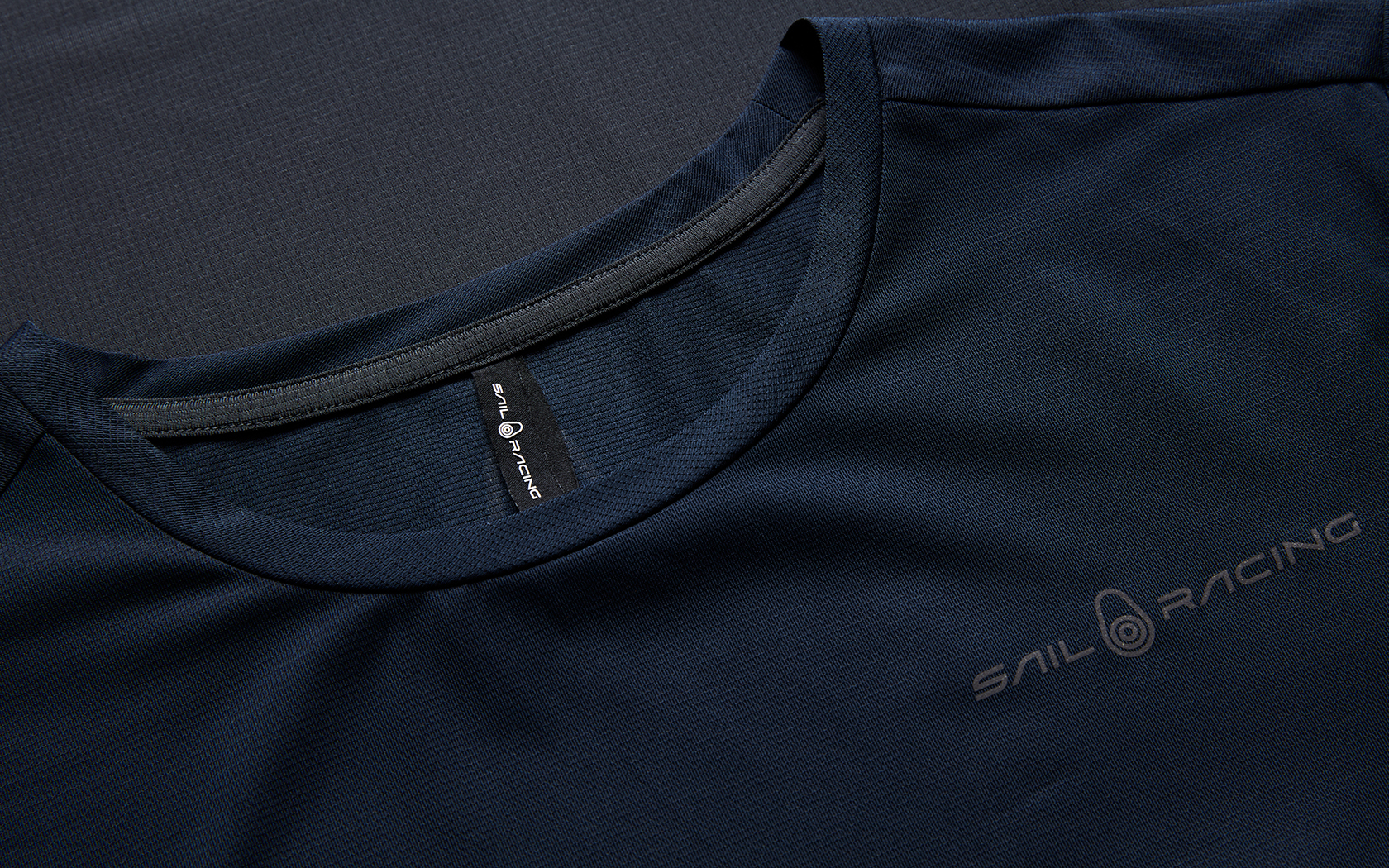 ACTIVE TEE