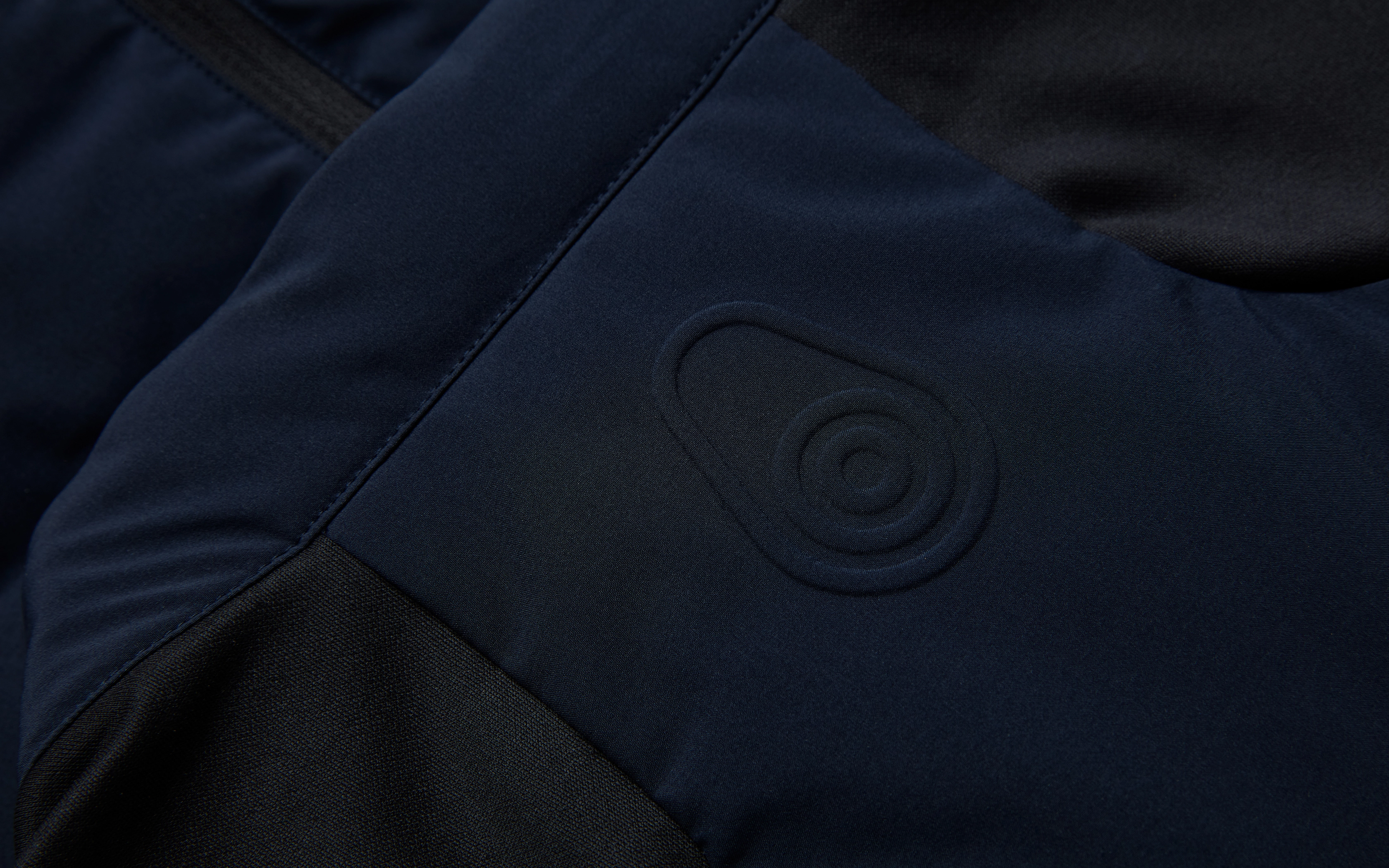 W RACE WELDED LIGHT VEST