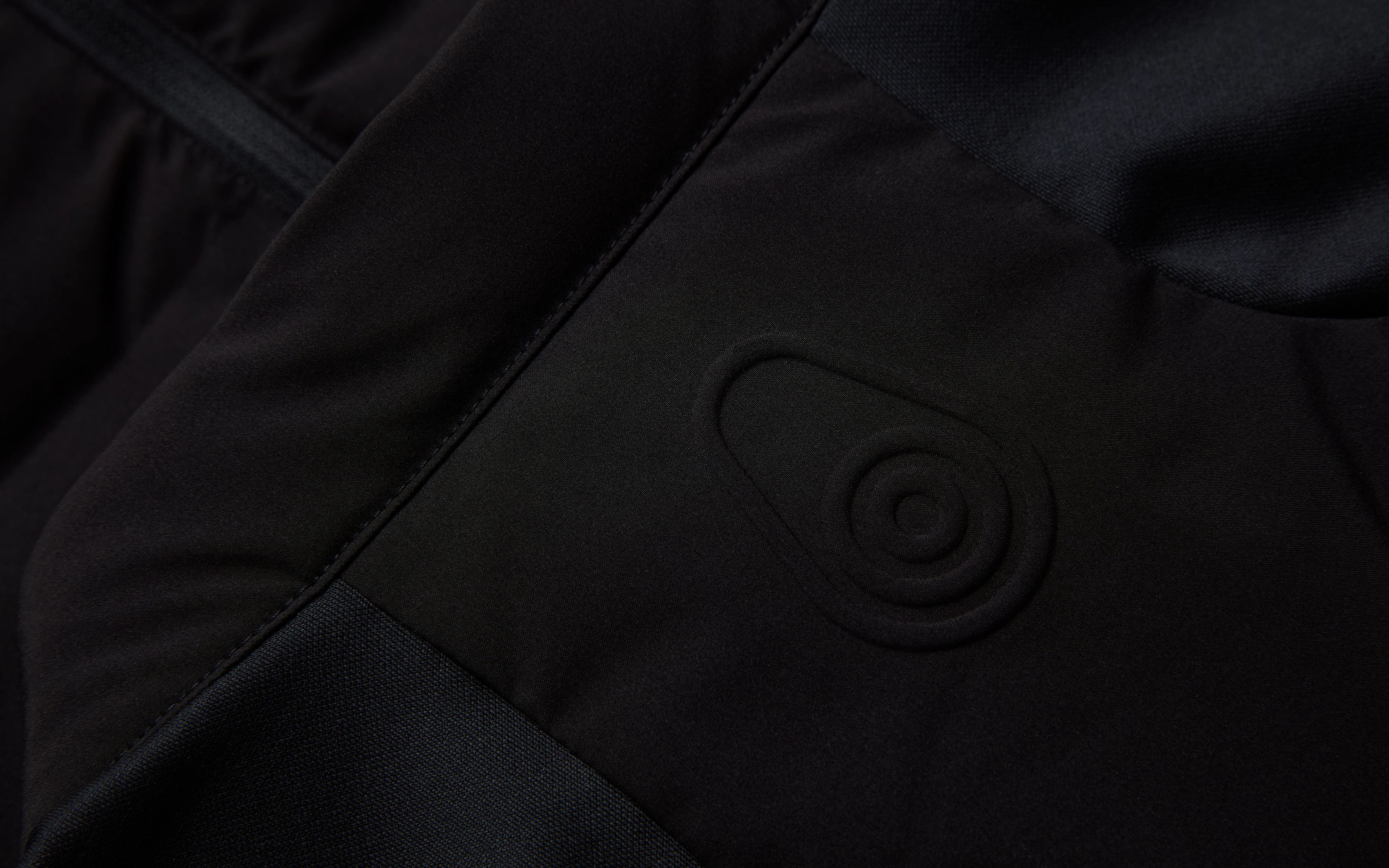 W RACE WELDED LIGHT VEST