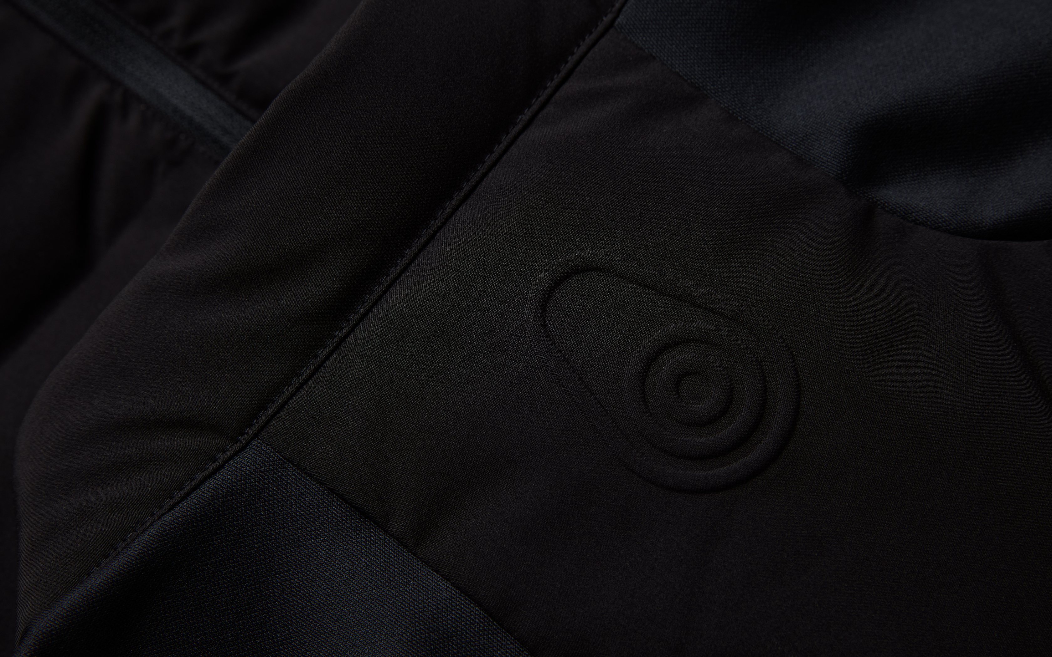 W RACE WELDED LIGHT VEST