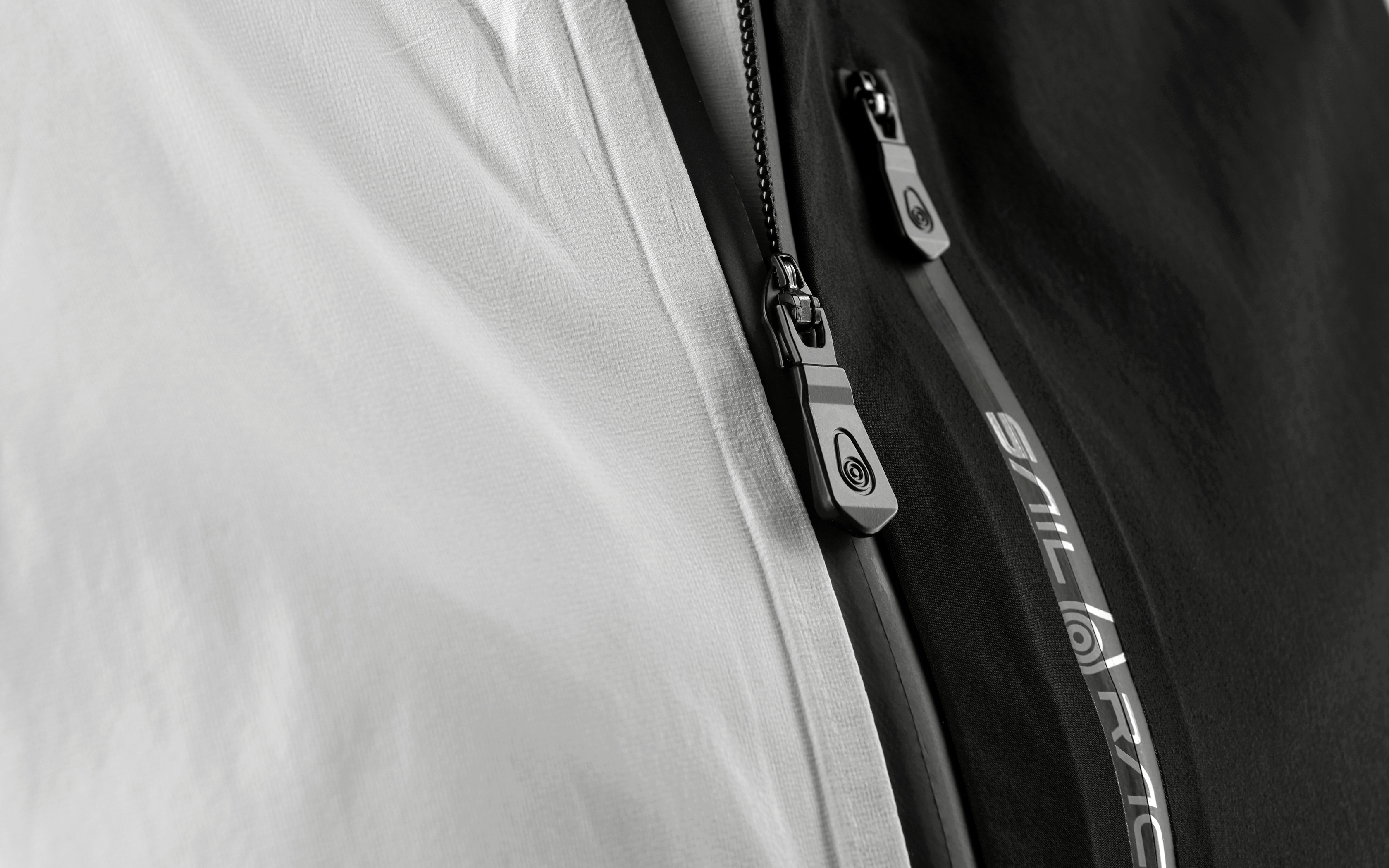 VAPOR JACKET