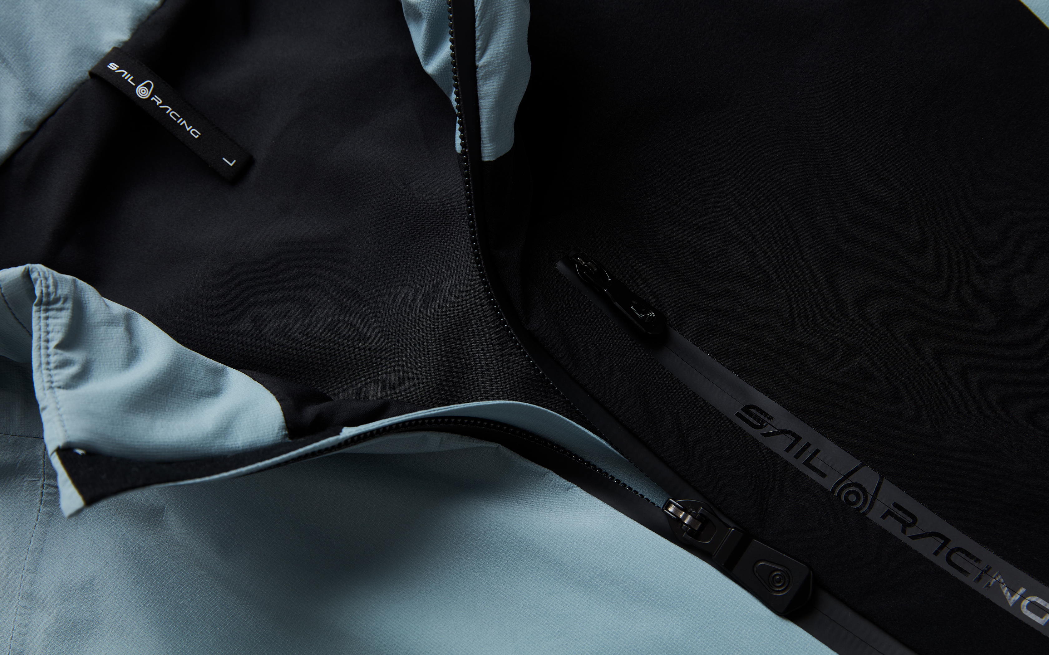VAPOR VEST
