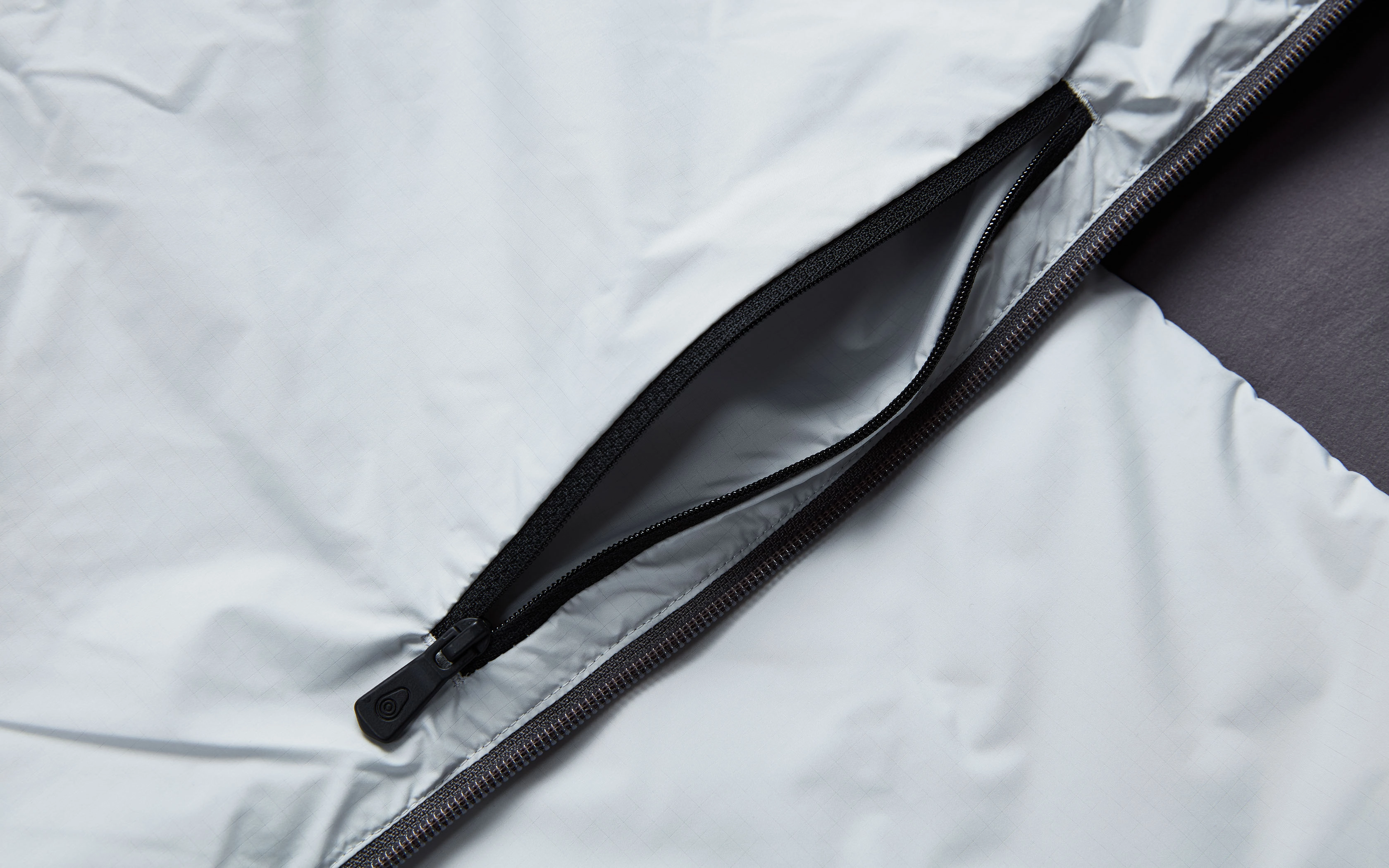AMPLITUDE PRIMALOFT HOOD