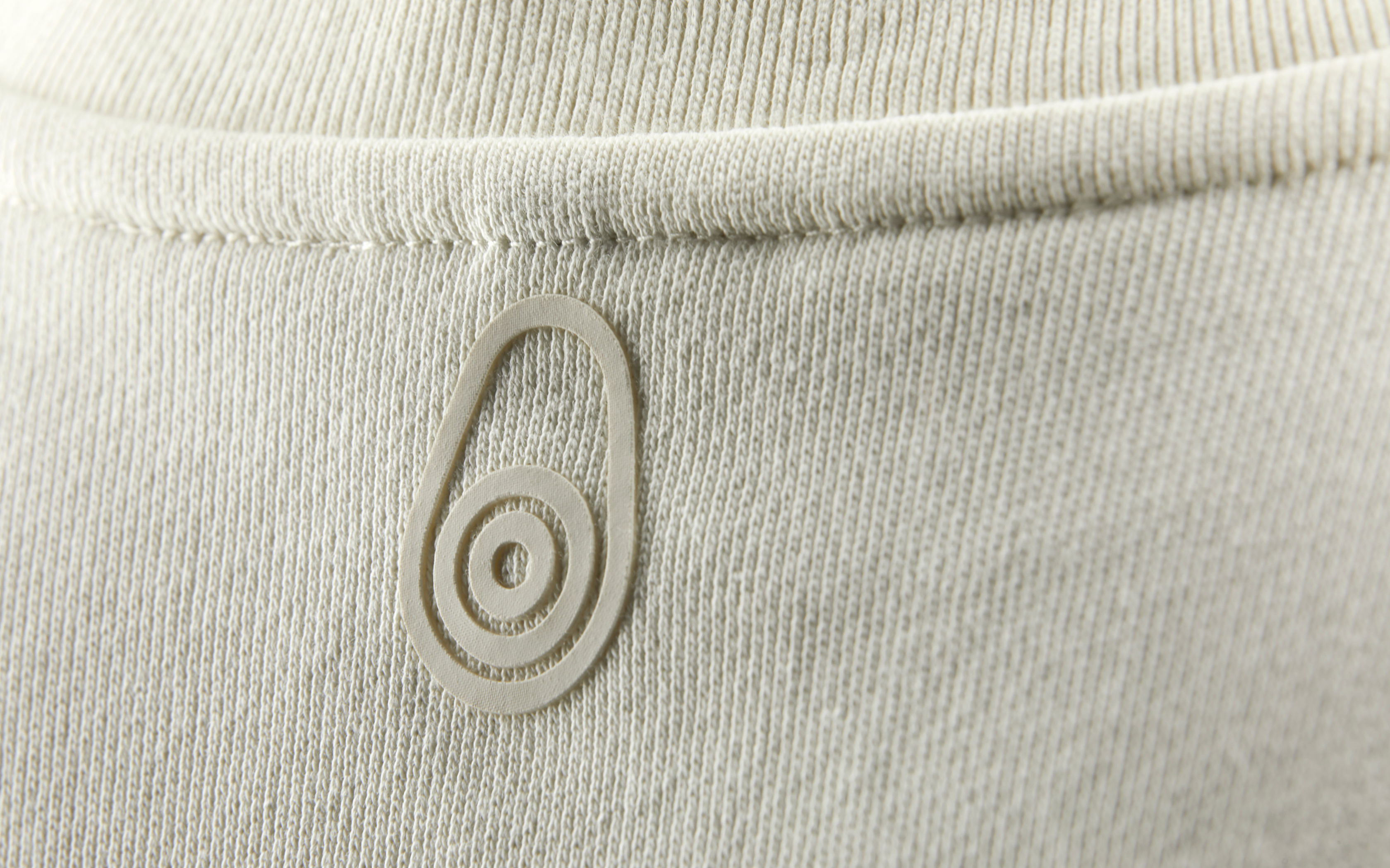 WIND SWEATER