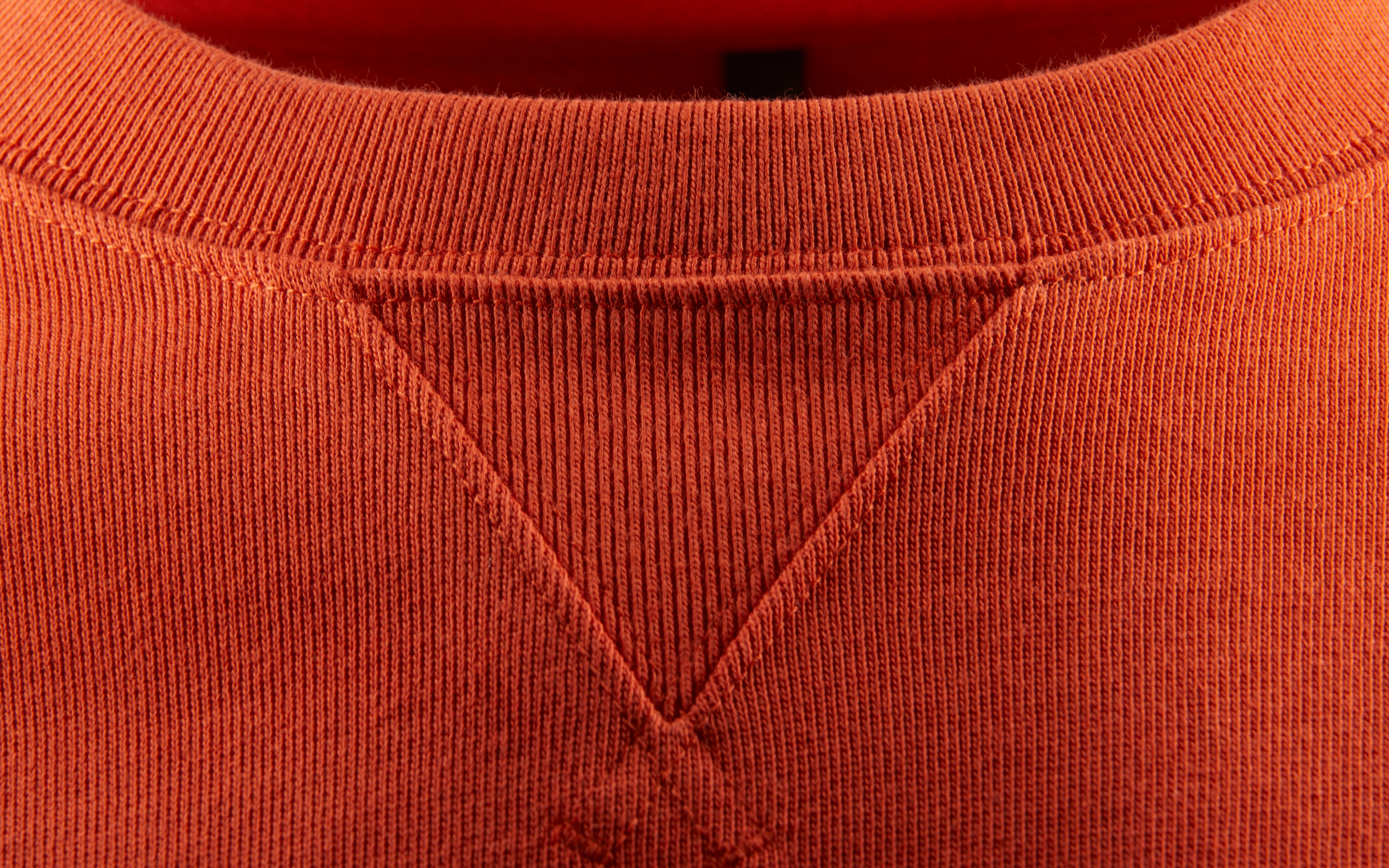 WIND SWEATER