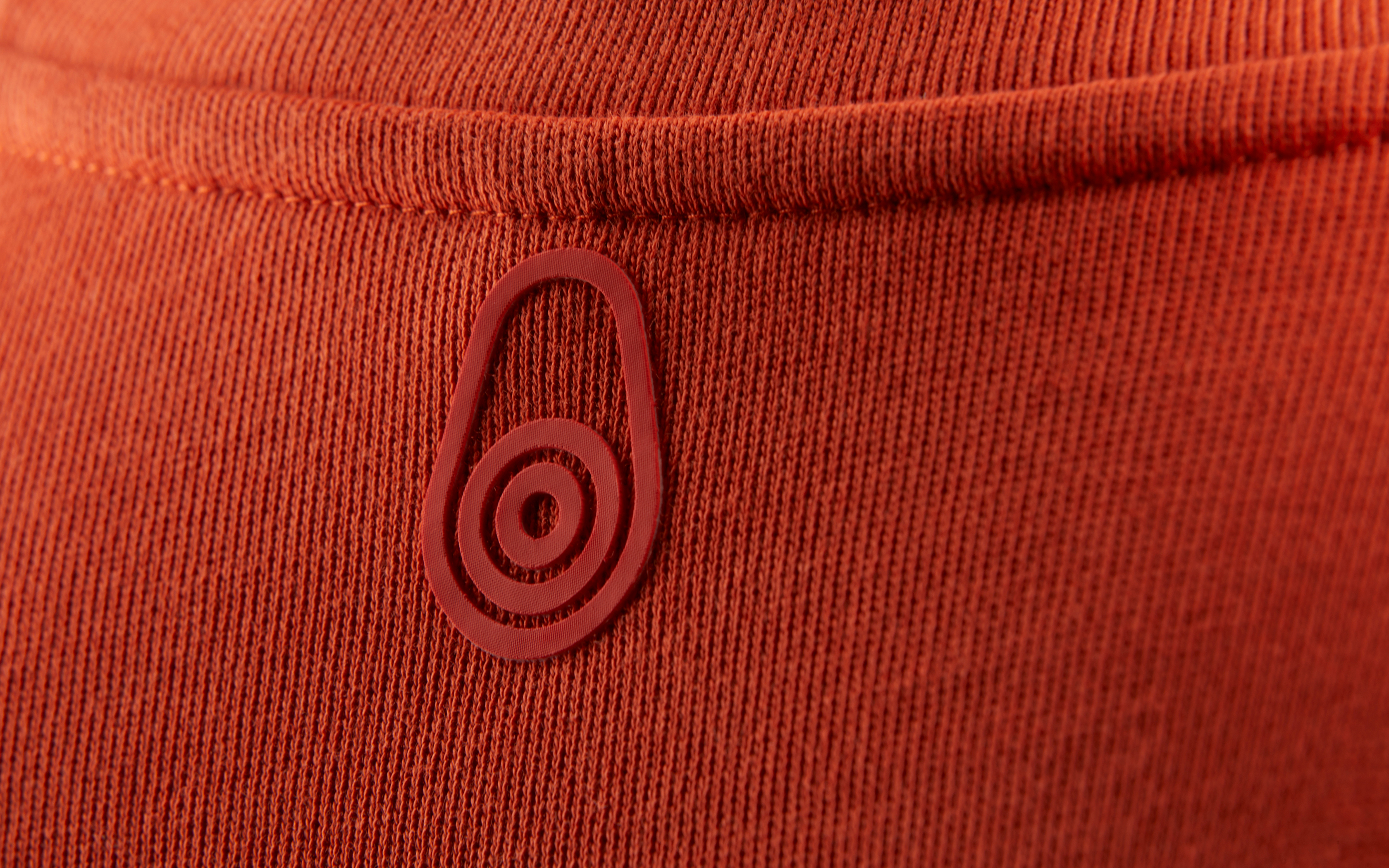 WIND SWEATER
