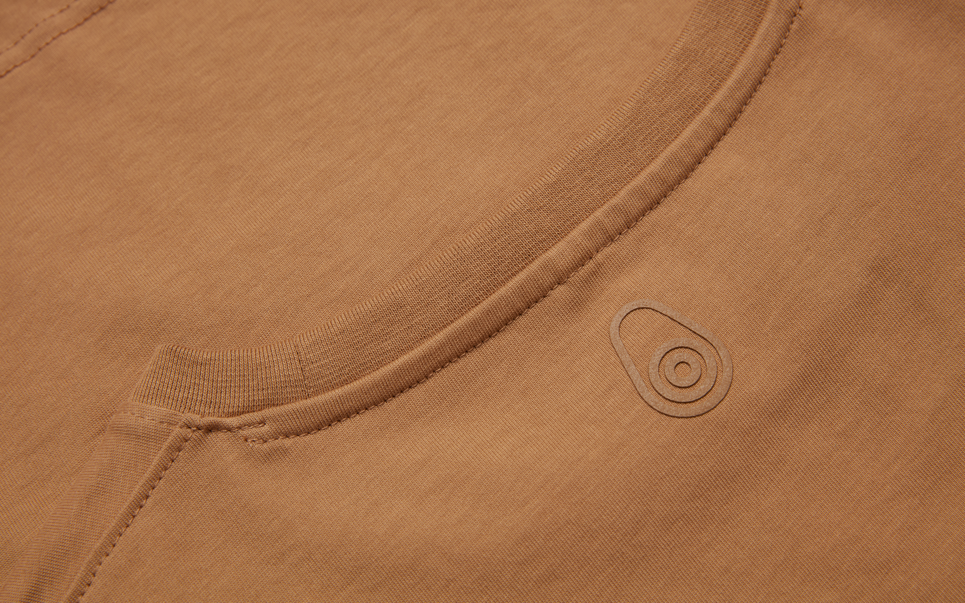 W WAVE TEE