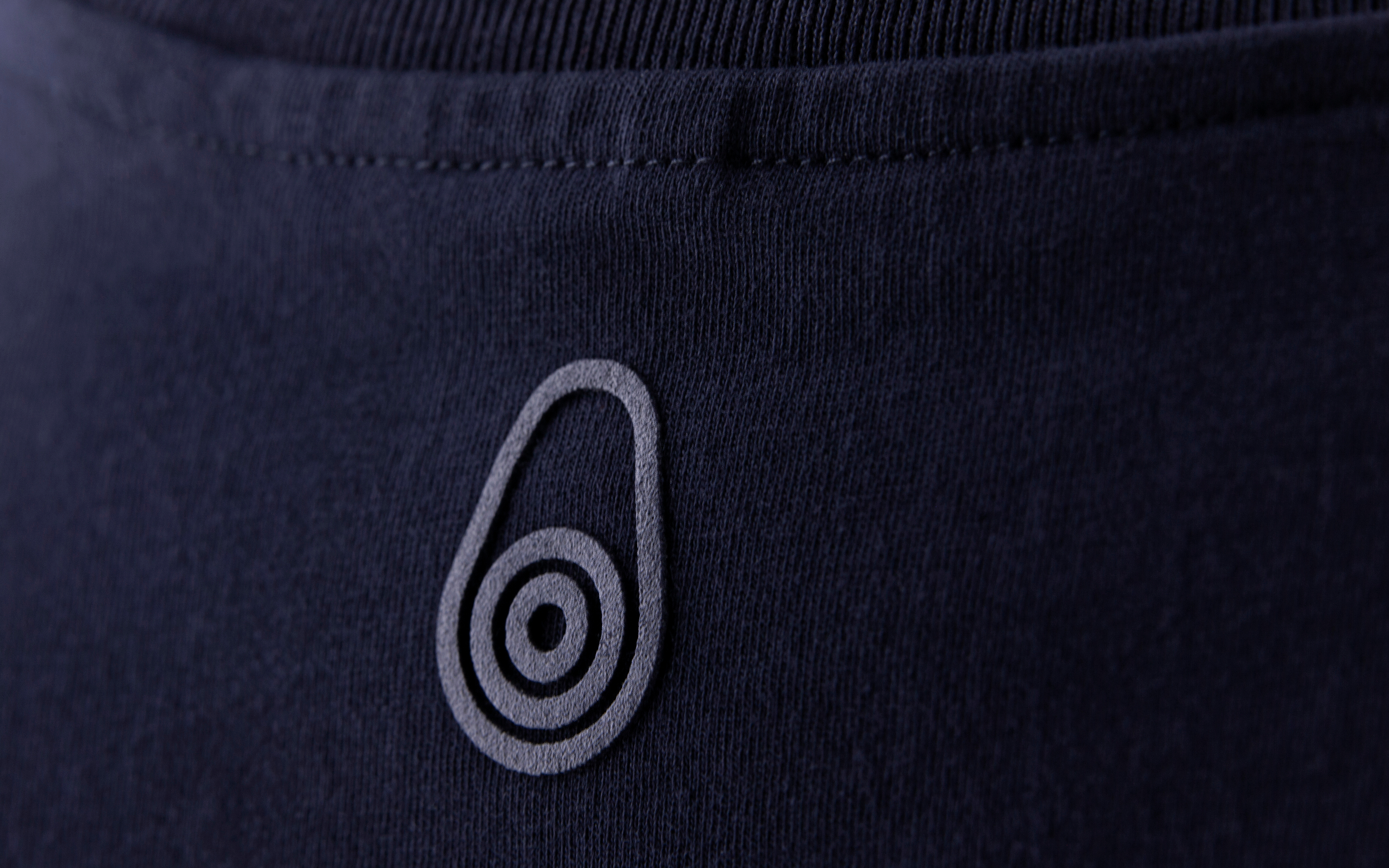 W WAVE TEE