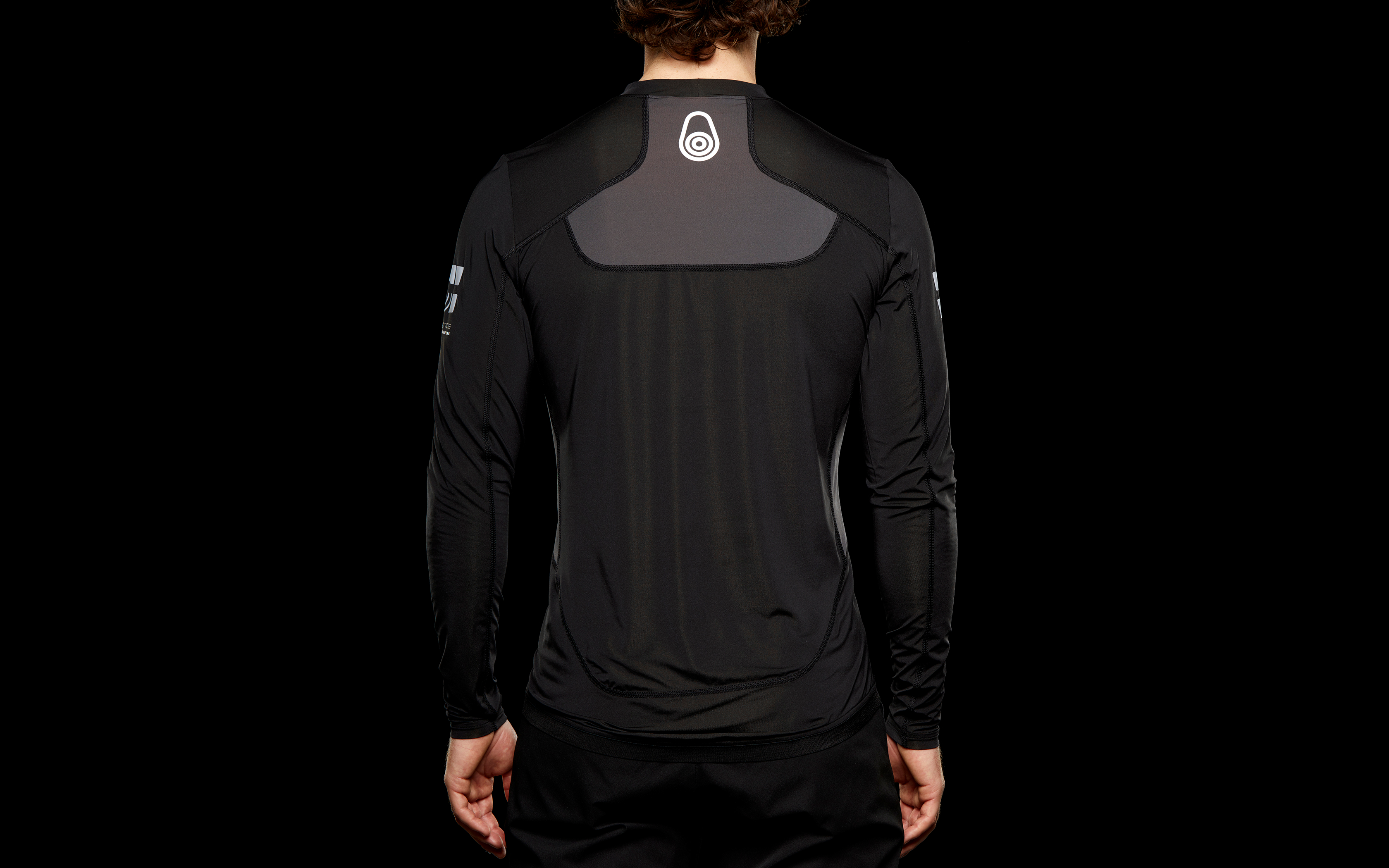 REFERENCE LS RASHGUARD