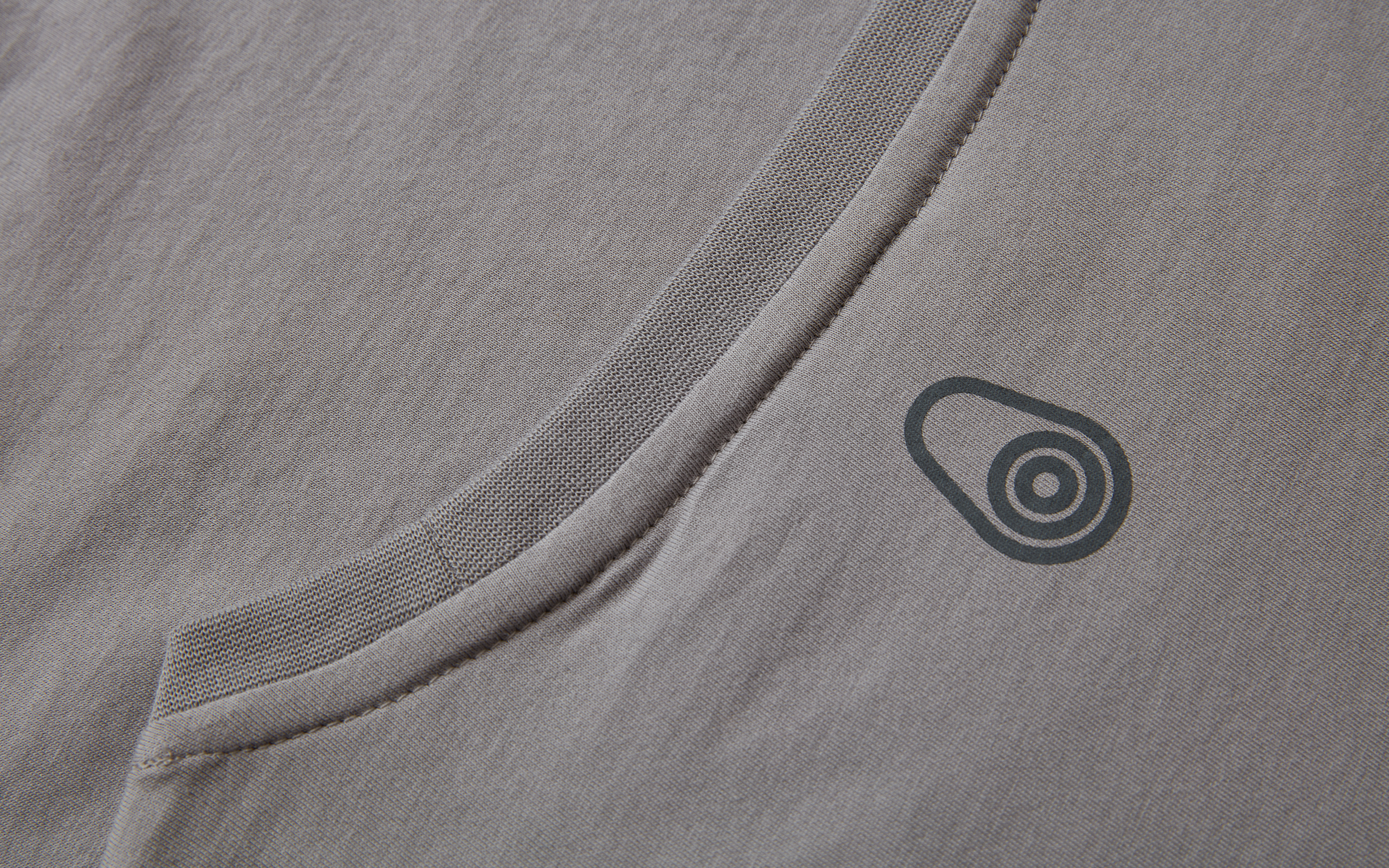 SWISS LS TEE