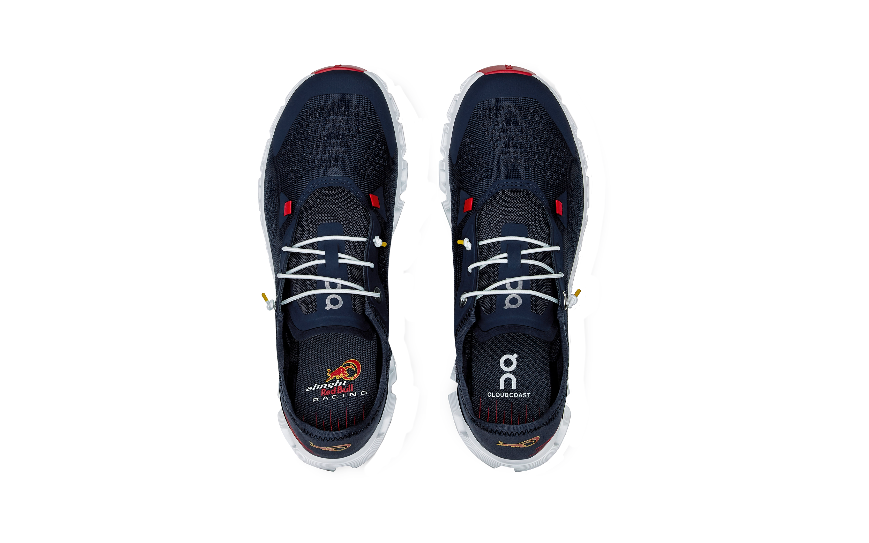 WOMEN ARBR ON CLOUD COAST