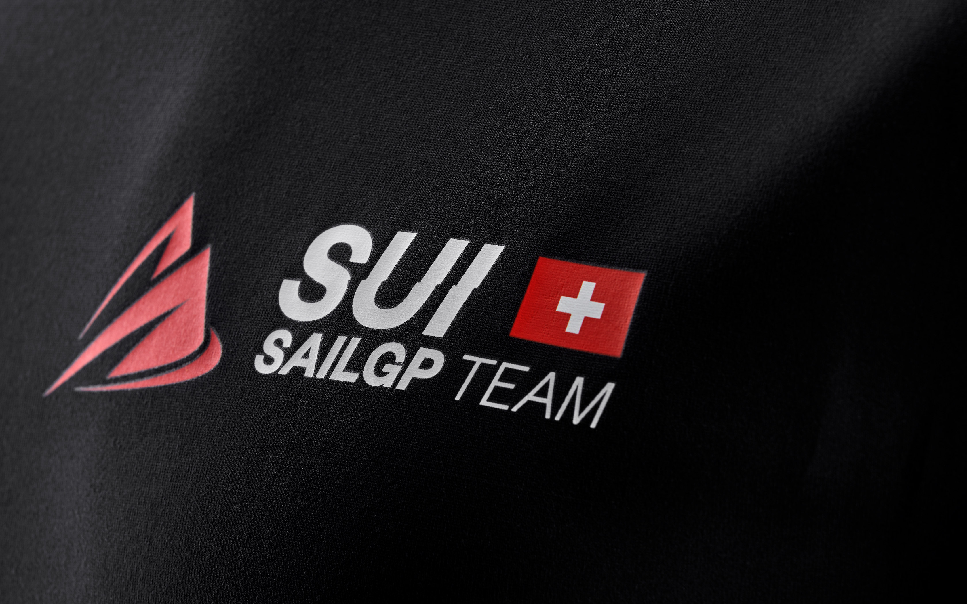 W SWITZERLAND SAILGP TECH TEE